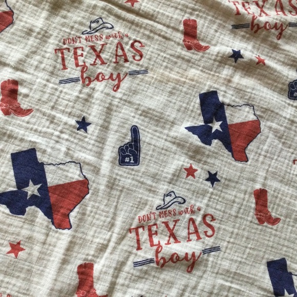 Little Hometown Don’t Mess With Texas Boy Receiving Blanket Wrap - Picture 3 of 5